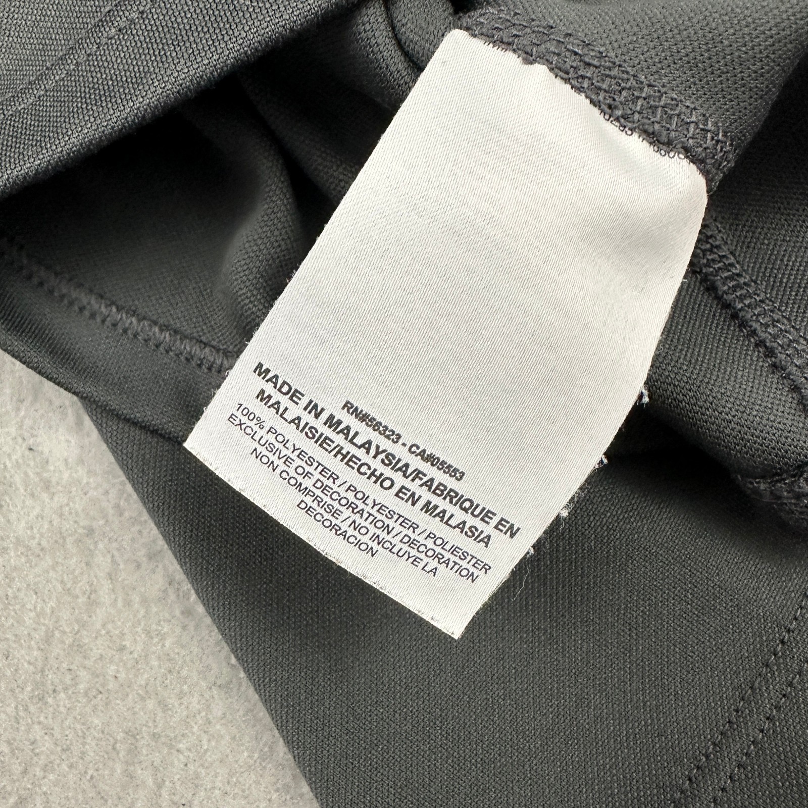 Nike Sweater Men Medium Gray Solid Running 1/4 Zi… - image 7