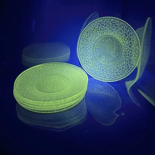 Vtg Set of Cracky Clear Dessert Plates 6" Depression Glass Glows UV Manganese