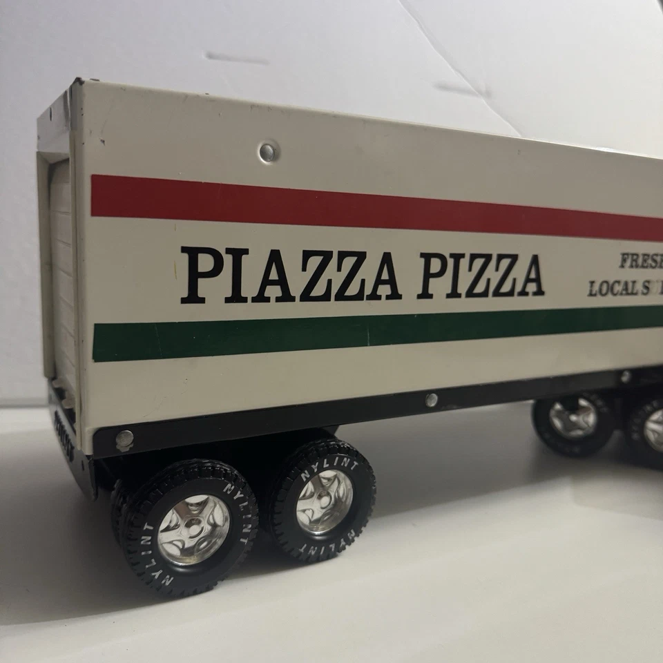 NYLINT Piazza Pizza Trailer Semi Truck Vintage Rare 21” 18 Wheeler Supermarket - Image 3 of 4