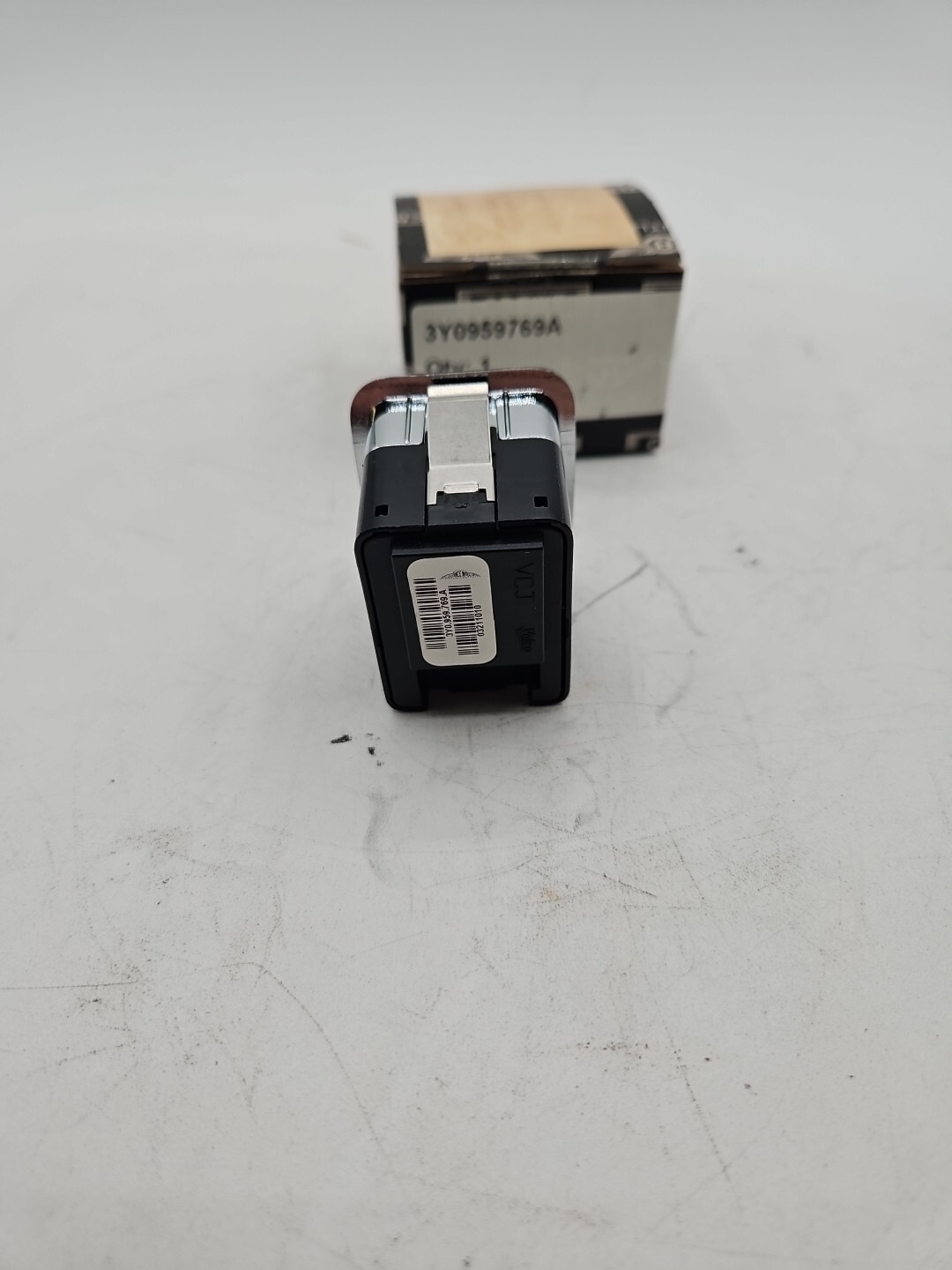 BENTLEY MEMORY SWITCH FOR SEAT AN (3Y0959769A)