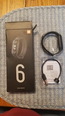 Smart Band 6 is 0.96'' crisp & clear full amoled display, has blood oxygen monito