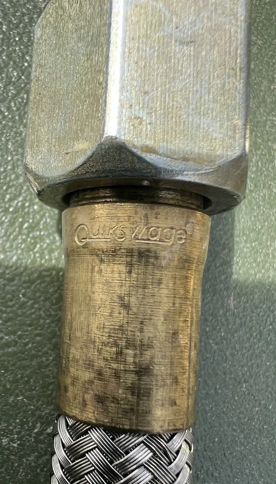 "Lote de 3 líneas trenzadas de 32"" de largo con tuercas giratorias Quikswage de 3/4""".  Leer Desc. Foto 2 de 3