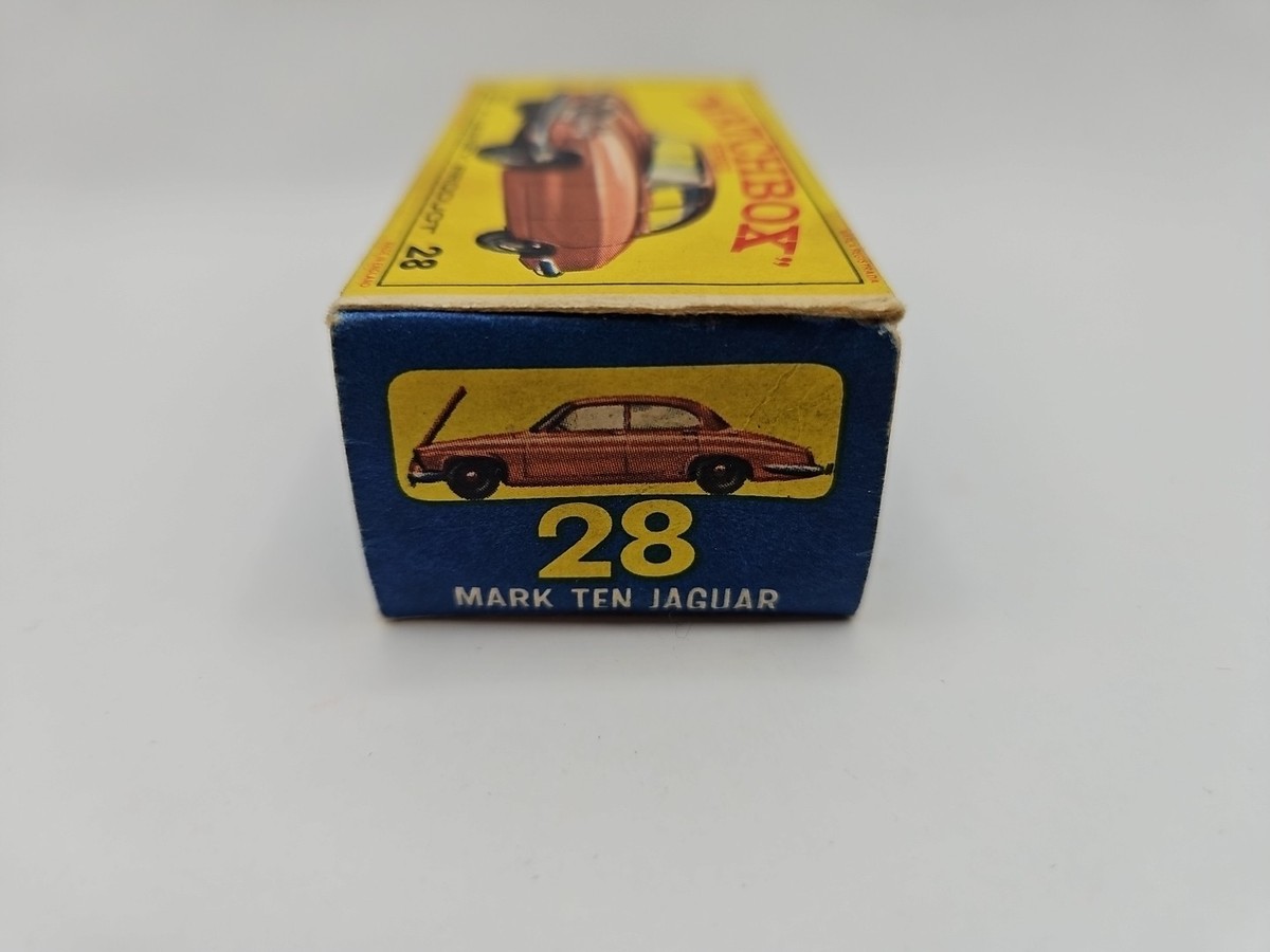 Lesney Matchbox Jaguar Mk 10 No 28 E4 Box Brown Original Wheels