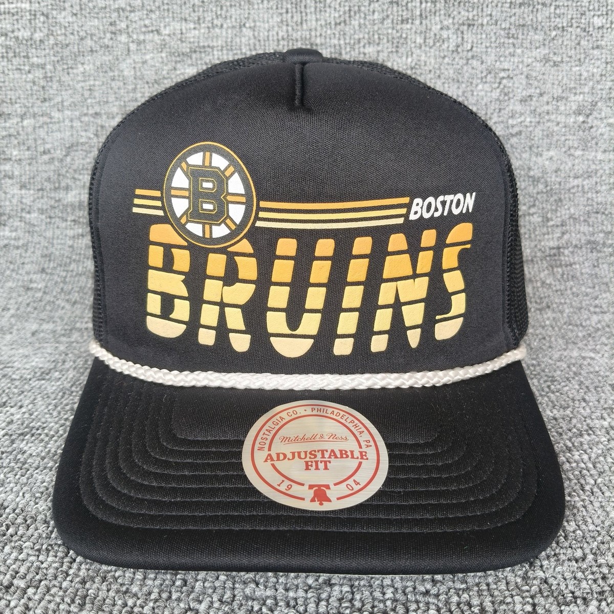Mitchell & Ness Boston Bruins NHL Black Trucker Snapback Hat