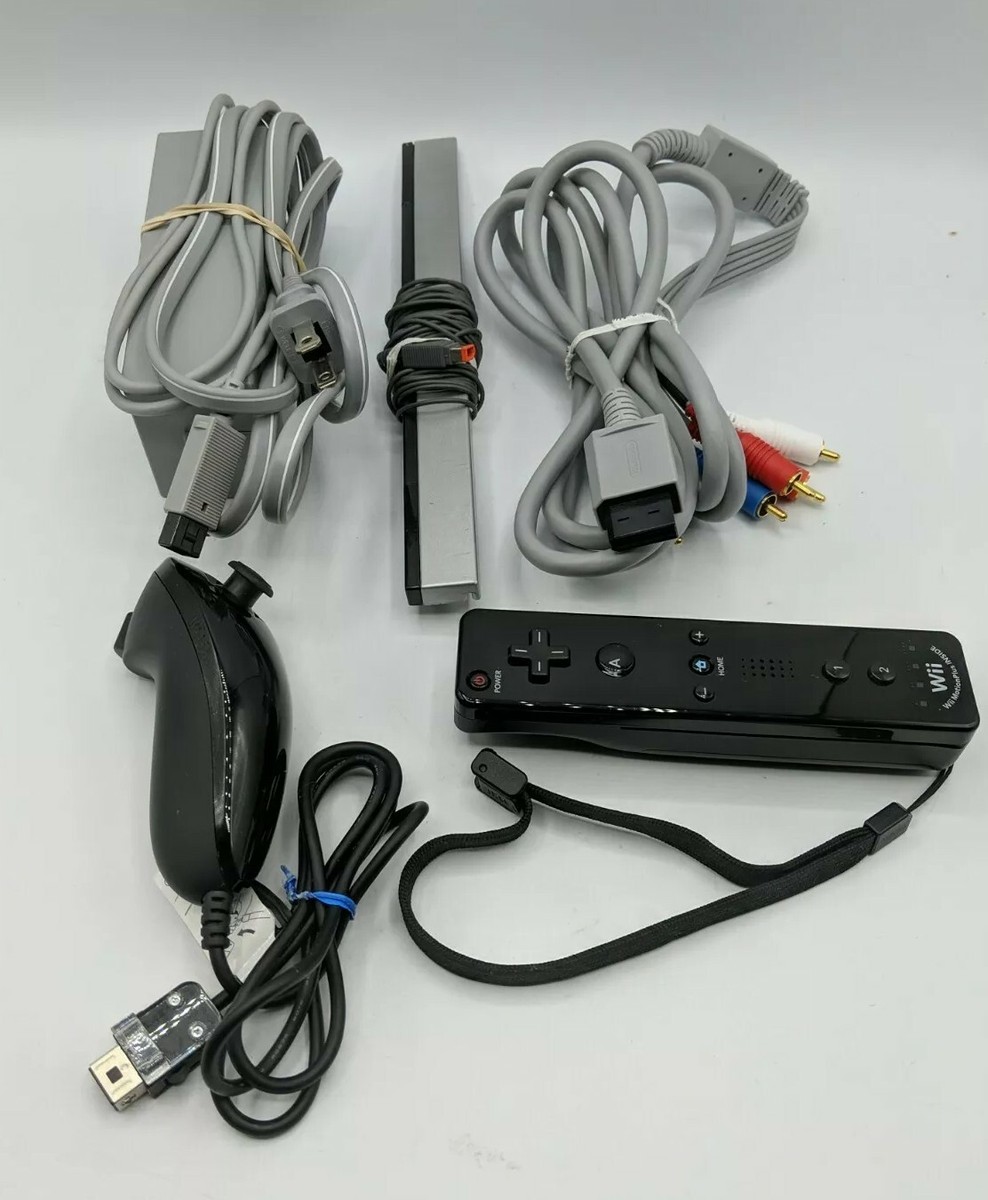 Nintendo Wii Black Console RVL-001 Bundle GameCube Compatible W/ 3