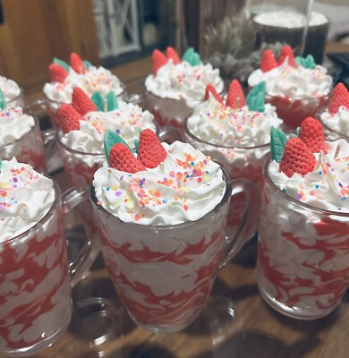 Handmade Vegan Coconut Wax Candle - Strawberry Cup Fragrance 300ml