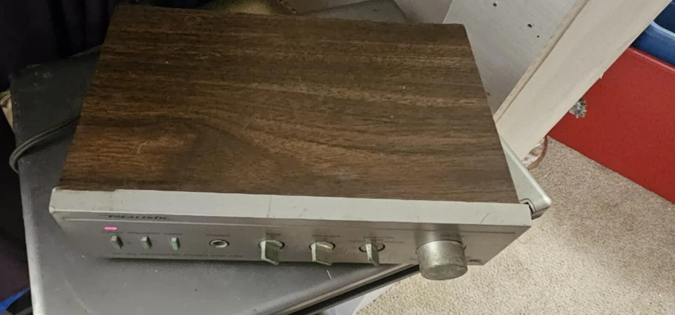 Amplificador estéreo integrado vintage realista SA-150 RadioShack modelo 31-1955 Foto 2 de 3