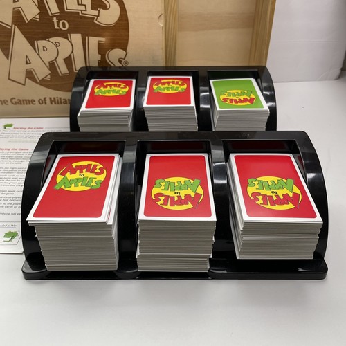Mattel Apples To Apples Game Party Crate Wood Box 4-10 Players Ages 12+ - Picture 6 of 6