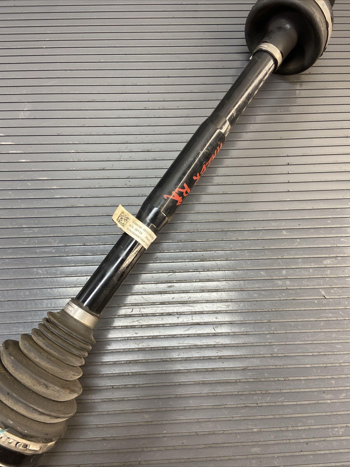 2014-2019 Maserati Ghibli SQ4 Rear Right Axle Driveshaft Assembly OEM
