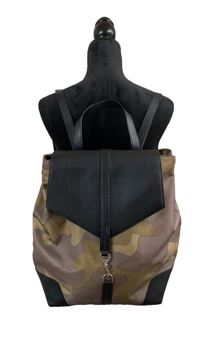 Stella & Dot Camo Backpack | eBay display picture 1