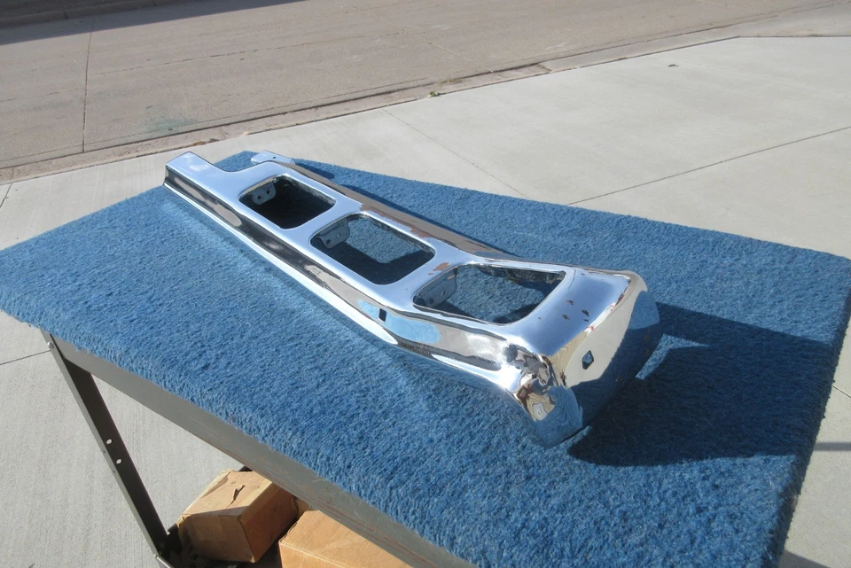 1969 Chevy Impala Caprice LEFT REAR BUMPER Foto 2 de 4