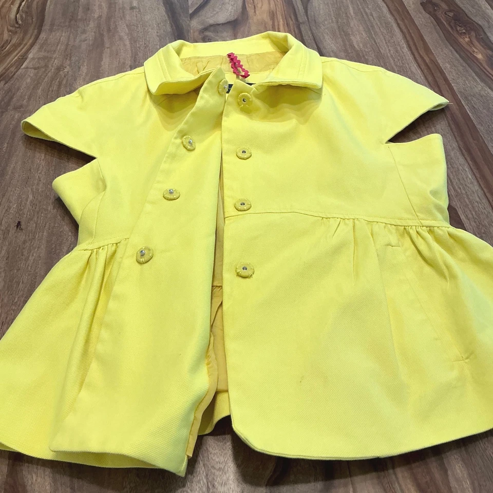 Chaqueta para mujer Piazza Sempione amarilla peplum mangas recortadas hecha en Italia Foto 4 de 4