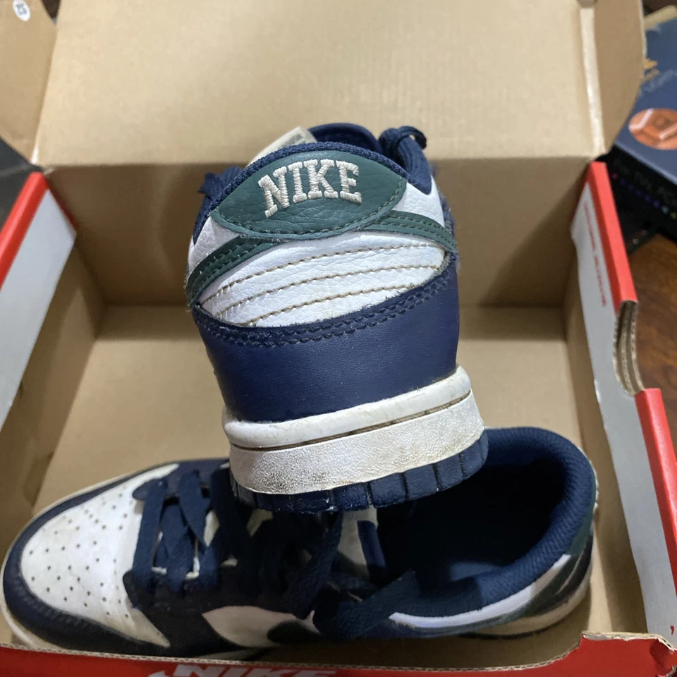 Nike Dunk Blue & Green SZ 4Y - Image 4 of 4