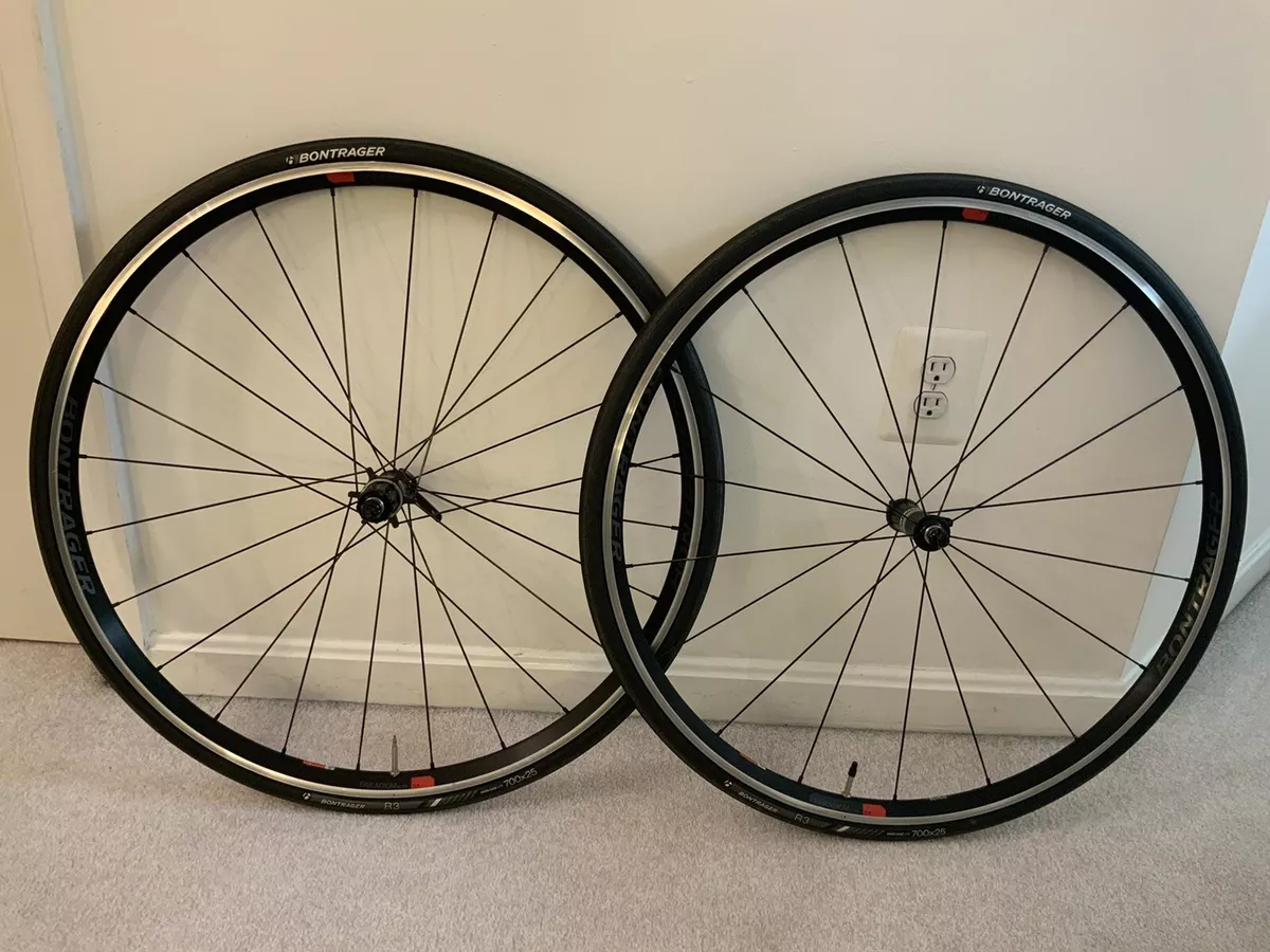 Bontrager Paradigm Elite TLR Bicycle Wheels (Rim Brake) Tires