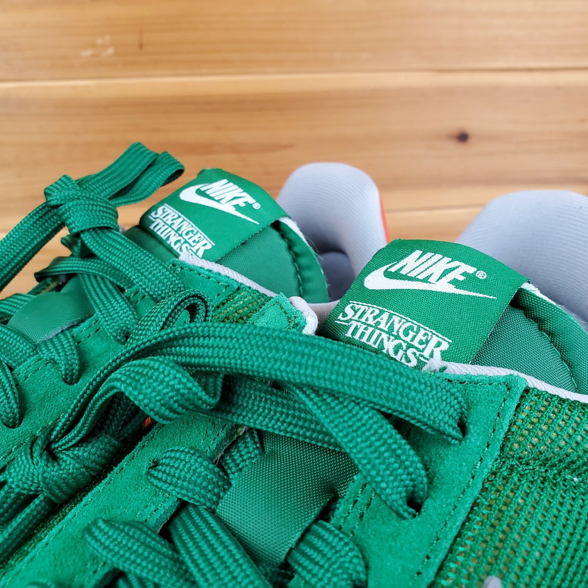 nike tailwind 79 stranger things green