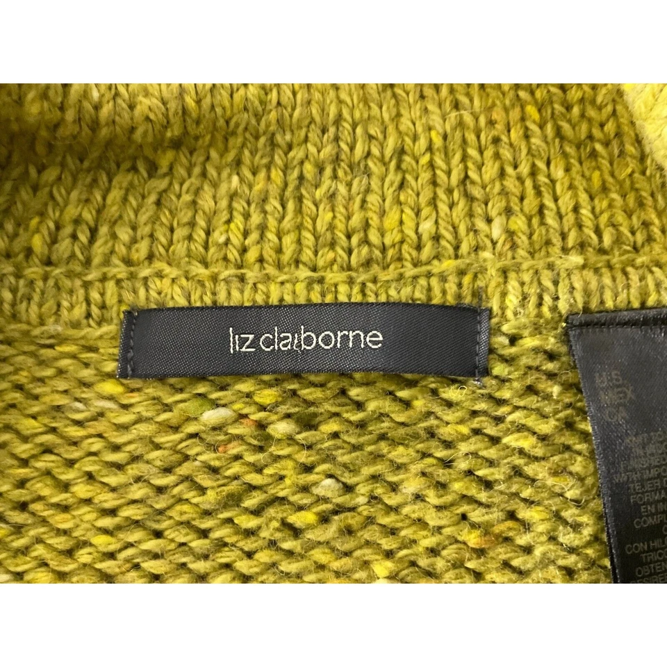 Cárdigan suéter tejido verde con botones Liz Claiborne talla pequeña    Foto 3 de 4