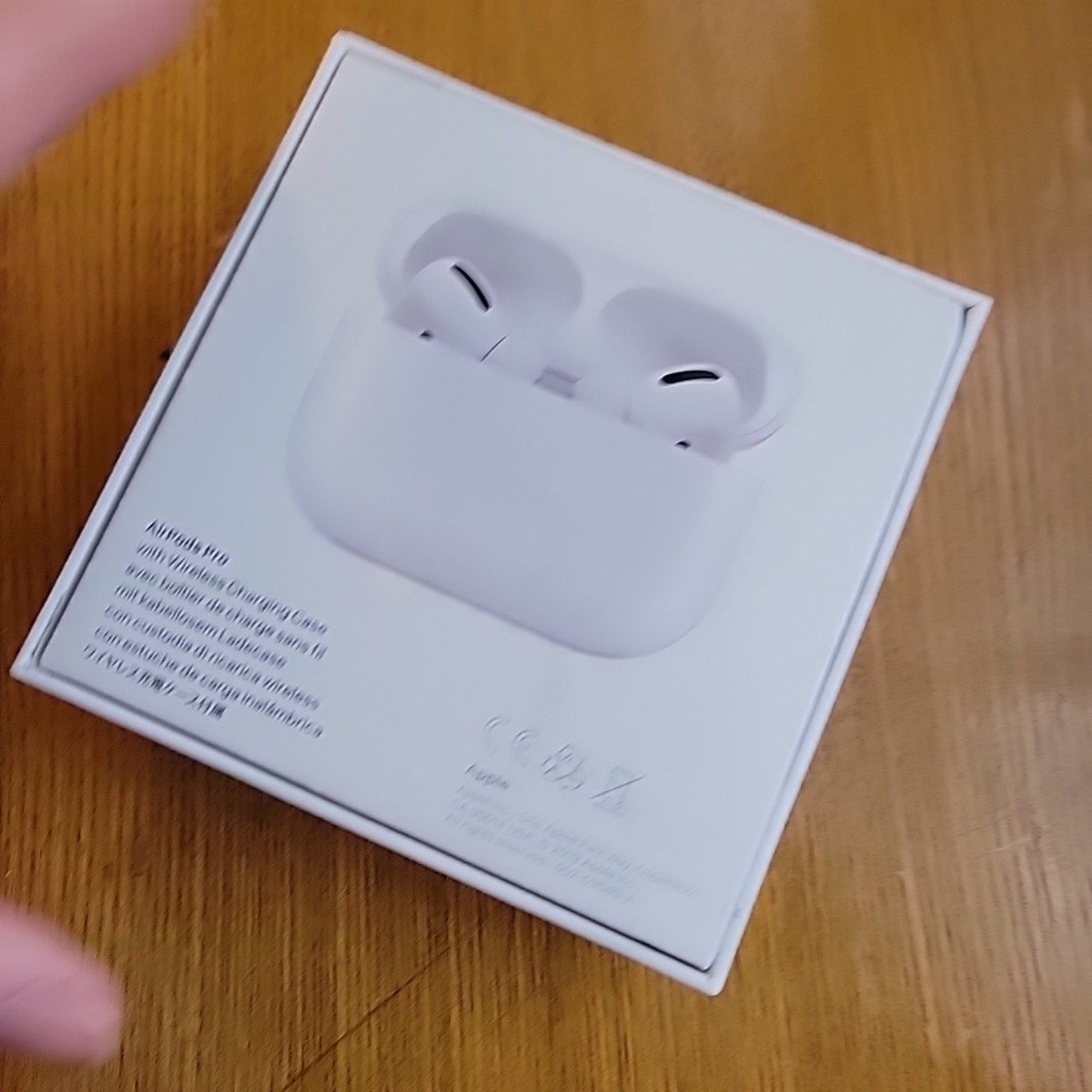 Apple AirPods Pro with Wireless Charging Case - White for sale