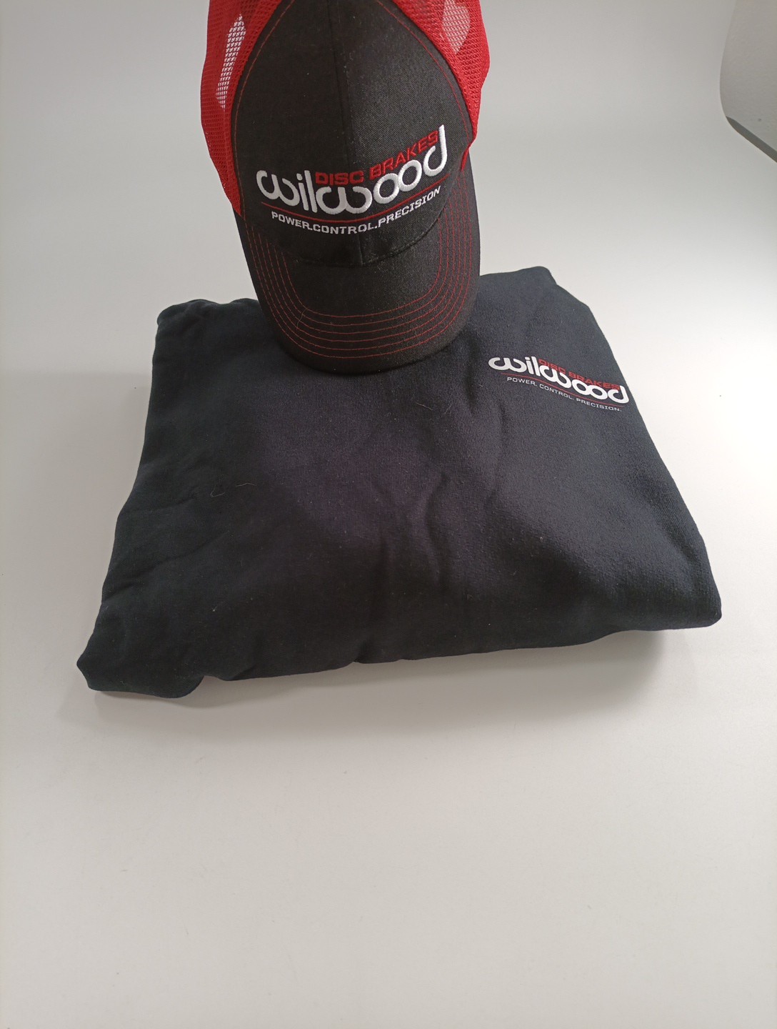 Embroidered W/wildwood Disc Breaks Logo Size Medium