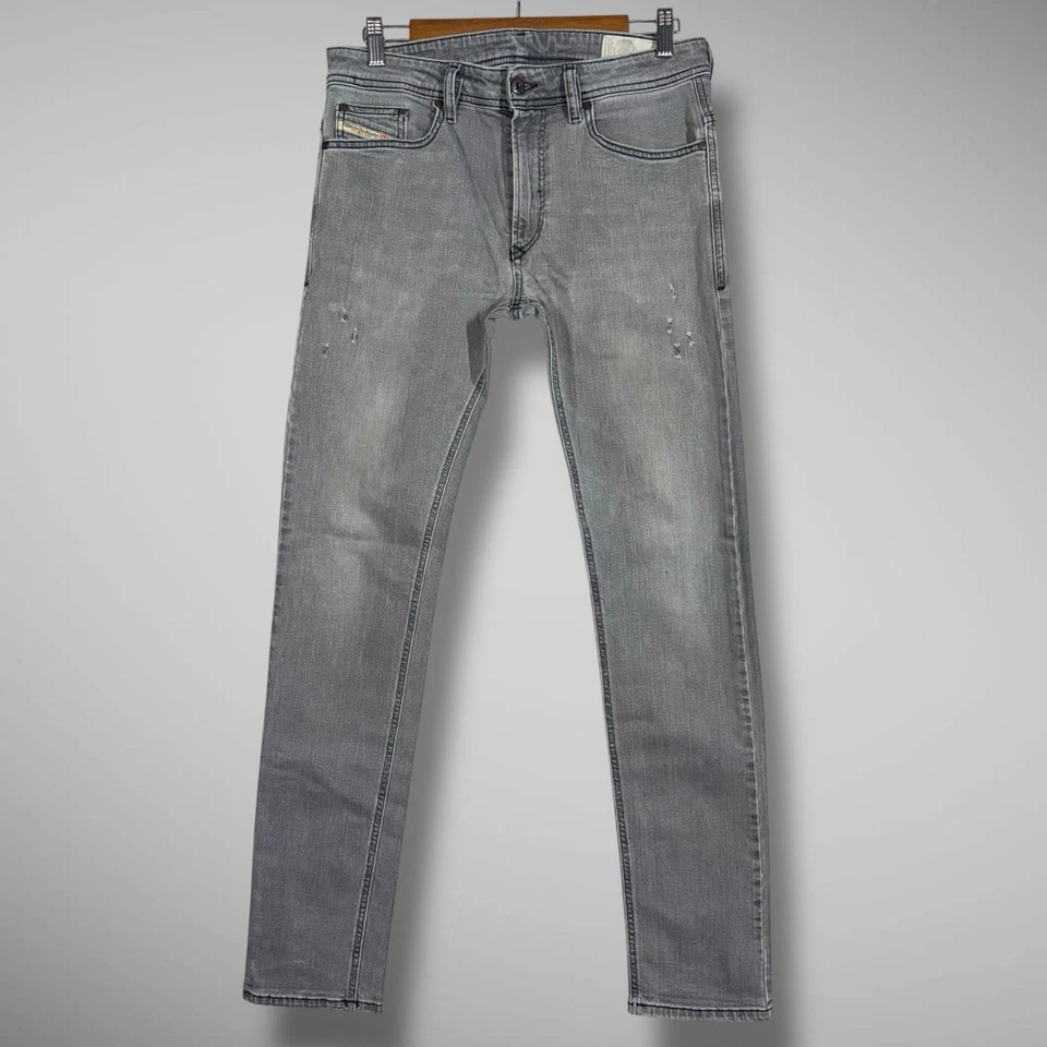 Jeans masculino DIESEL Thavar XP stretch slim skinny 28x32 cinza com zíper bigode mosca - Imagem 2 de 4