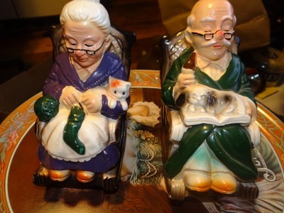 Vintage Lefton Grandpa Grandma Rocking Chair Retire Fund Piggy Banks nice set