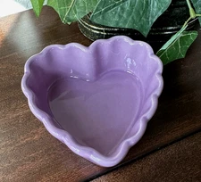 Williams Sonoma Heart Ramekin Purple Violet Scalloped Baking Dish Bowl Holiday