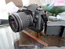 NIKON D70 DIGITAL DSLR CAMERA KIT NIKON AP 18-55 MANUAL LENS 6.3 MEGAPIXELS