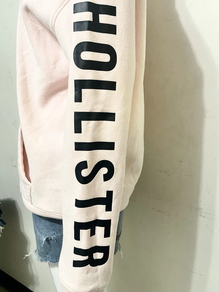Hollister Woman’s Large Powder-Pink Pullover Hoodie - Image 3 of 4