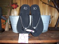OCEAN PACIFIC GIRLS FLIP FLOPS SIZE SMALL 12 WITH DIAMOND LIKE CRYSTAL STONES