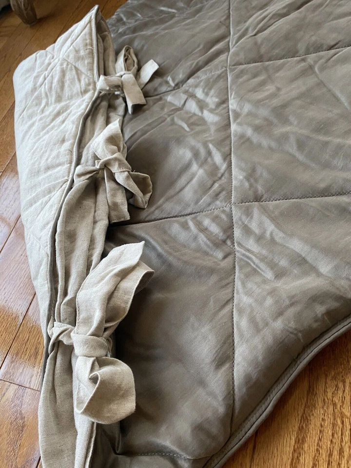 Pottery Barn Almohada Acolchada Falsa Gris Taupe 26x26” Seda Algodón Corbatas Cubierta Euro Foto 3 de 4