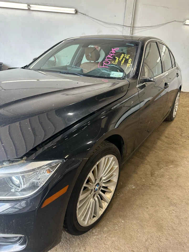 Used Front Left Fender fits: 2015 Bmw 328I Sdn Front Left Grade A Foto 2 de 4