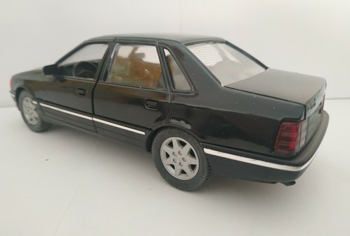 1/24 1/25 FORD SCORPIO NEGRO COCHE DE METAL A ESCALA SCALE CAR DIECAST - Imagen 5 de 6