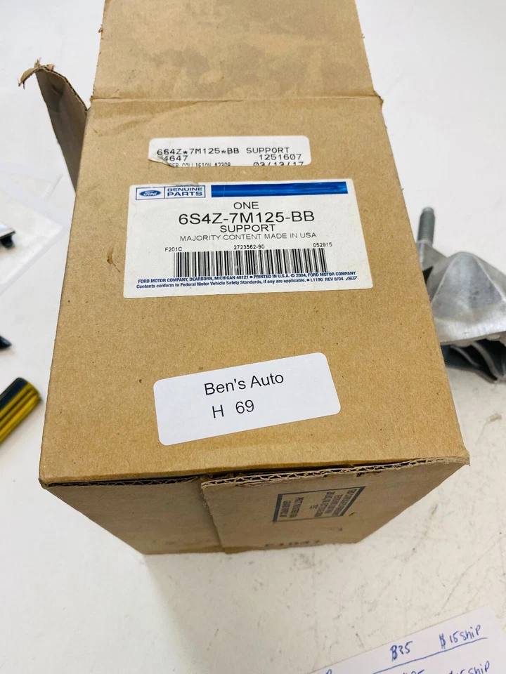 OEM NUEVO 2005 2006 2007 2008 2009 2010 2011 Ford Focus soporte superior 6S4Z-7M125-BB Foto 4 de 4