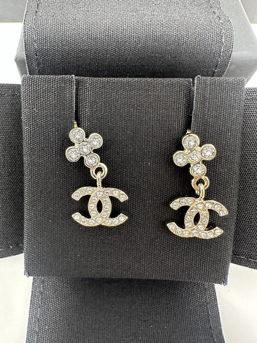 うさぎさん専用♡CHANEL 2023SS スカーフ90✖️90 うさぎさん専用♡CHANEL 2023SS スカーフ90✖️90 スカーフ ココ