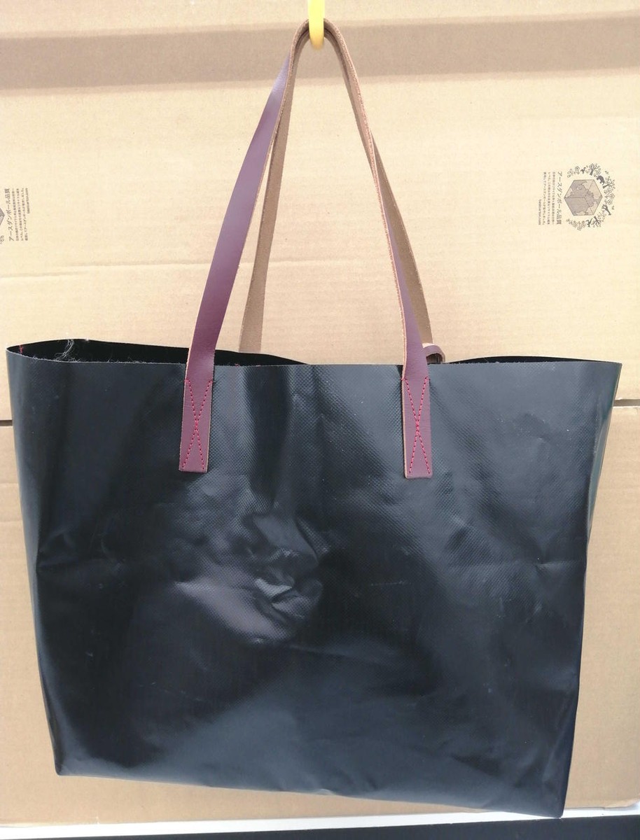 トートバッグ MARNI Woman Tote bags Black BMMP0150U0P81850 0N99 Black leather Trunkaroo Tote handBag | Marni