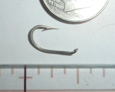 100 MUSTAD #10 Fly Tying Small Bait Hooks Nickelplated X short NORWAY 9477