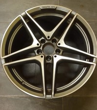 1x Stück Original 19 Zoll Alufelge Mercedes-Benz AMG C63 W205 A2054012000 1x Stück Original 19 Zoll Alufelge Mercedes-Benz AMG C63 W205 A2054012000