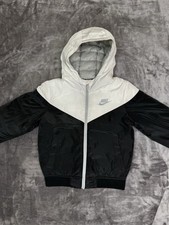 NIKE Boys Youth Puffsr Jacket Silver Black 6-7 Years Of Age