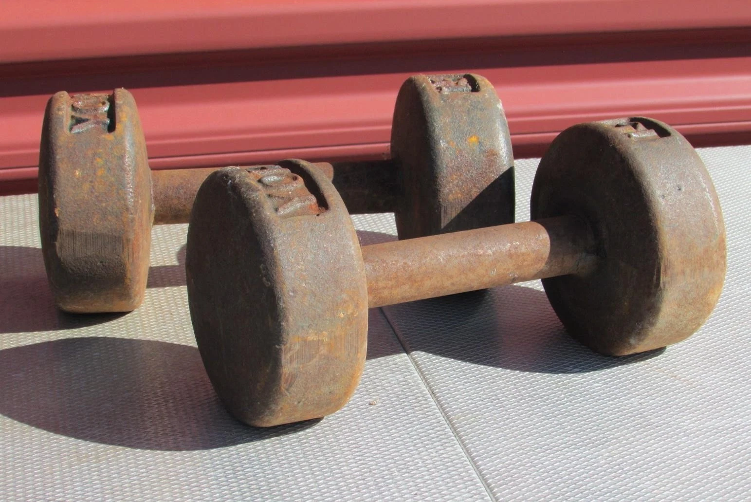 Vintage 1960s York Barbell Gym Dumbells Cast Iron Hand Weights 15 lbs Display