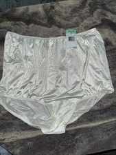 Vintage Vanity Fair Size 8 XL Soft Nylon Panties