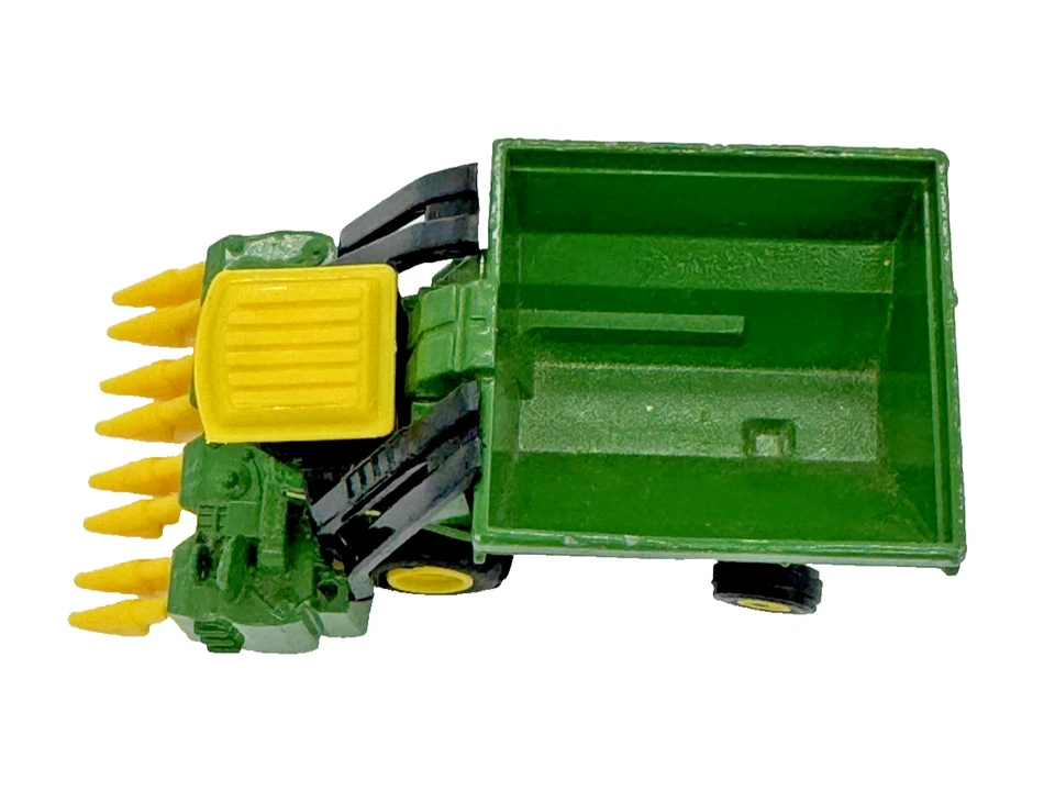 ERTL John Deere Cotton Picker 1/80 Scale Die Cast Farm Toy Green Vintage - Image 2 of 4