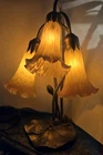 Vintage Tiffany Style Lily Table Lamp in Glass Tulip Flower Brass Base 16"