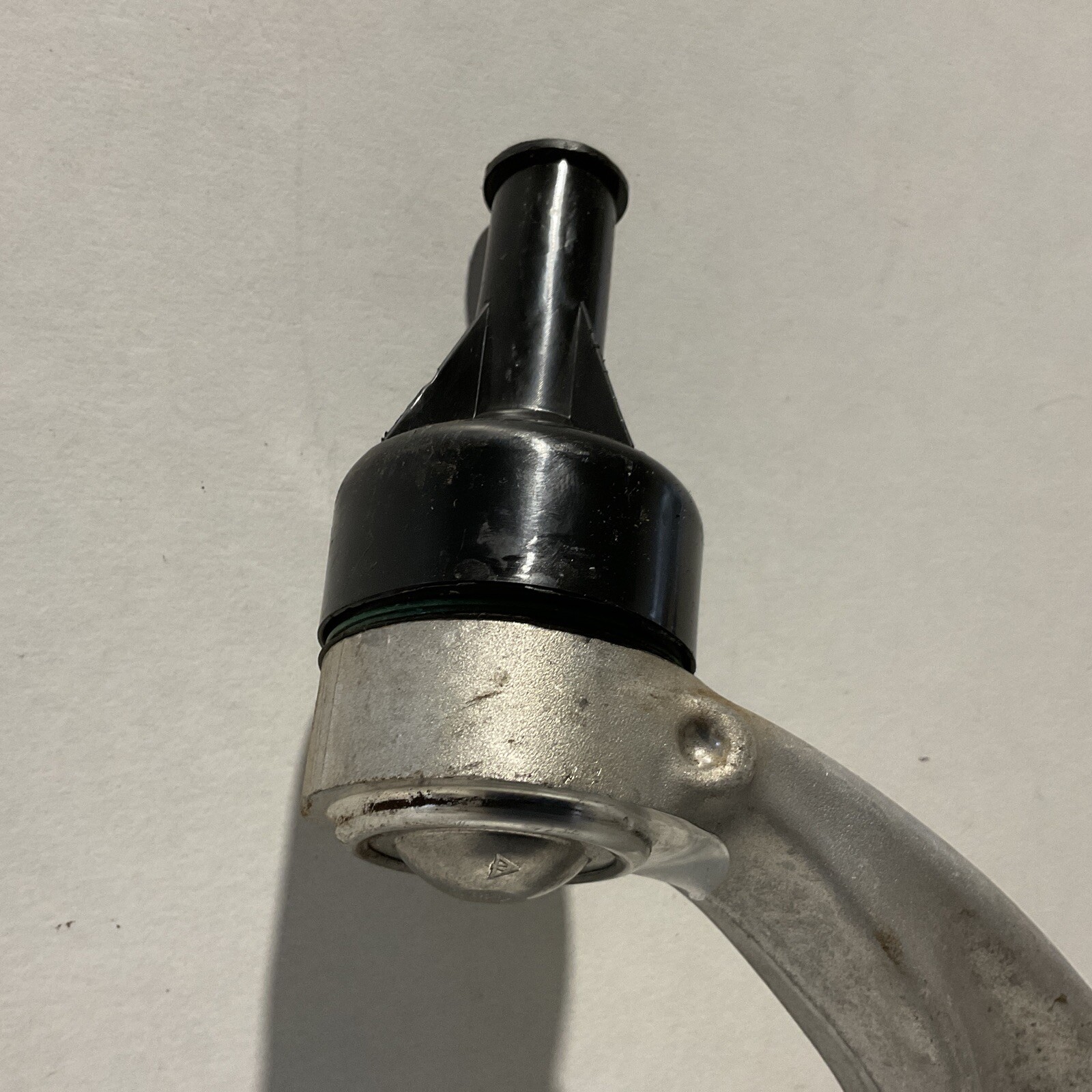 Kühlerschlauch Für BMW 5er 6er 7er 3.0L Benzin 2009-2018 - OEM 11537580969