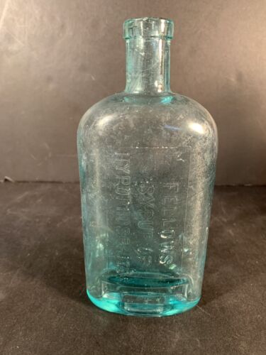 Lot Of 8 Antique Glass Bottles BARN FIND - Picture 5 of 16