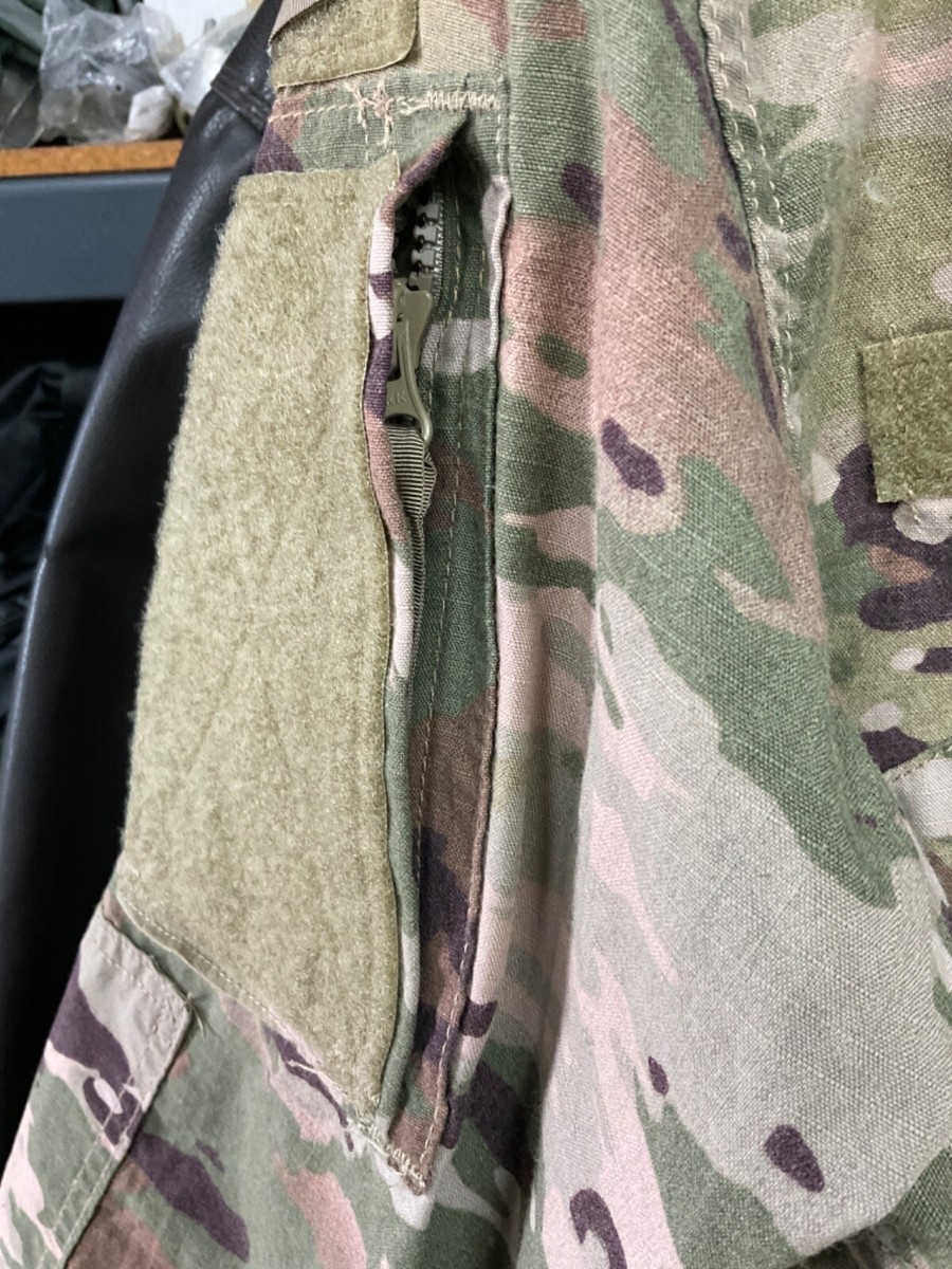 EMBOSS SHORT ARMY LIKE JACKET　AMERI il_340x270.5360815612_ji8e.jpg