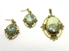 Vtg. Goldtone Green Agate Costume Jewelry Pendant + Earring Set - 04