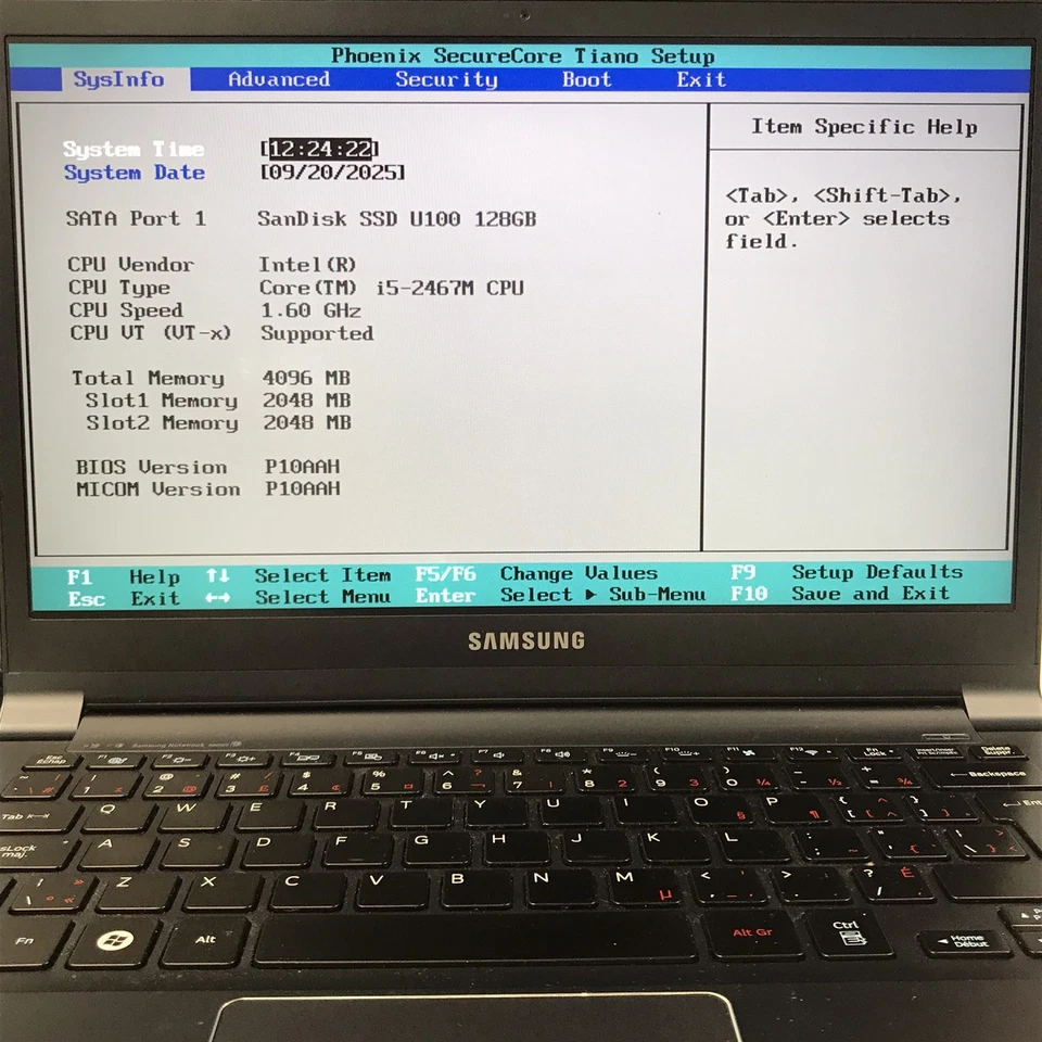 Samsung Notebook NP900X3B 13.3" Laptop i5-2467M 4GB RAM 128GB SSD Win 7 Home - Image 2 of 4