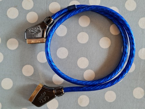 QED Sqart Duel Screen Silver Reference Scart Cable. - Picture 1 of 1