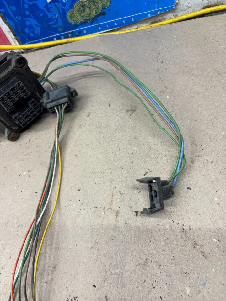 Chevelle Malibu 1968 68 panel de fusibles mamparo debajo del tablero arnés cableado Foto 3 de 4