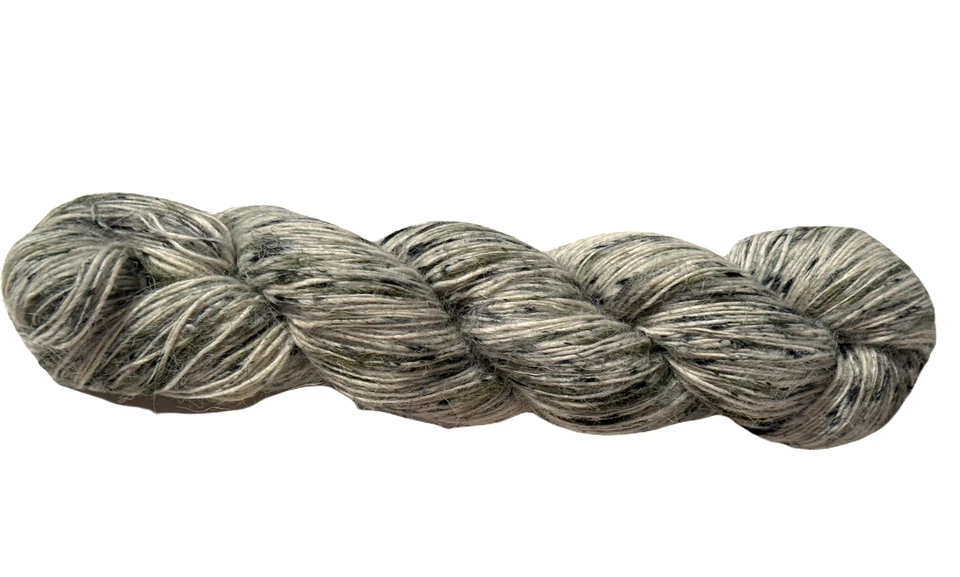 100 g de hilo de yute fino para tejer tie dye gris 530 yardas Foto 3 de 4