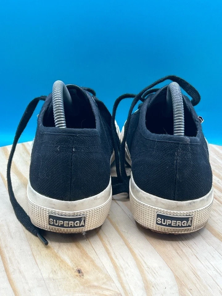 Zapatos deportivos clásicos Superga 2750 Cotu para mujer talla 8W negros con cordones Foto 3 de 4